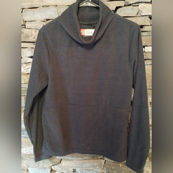 American Outdoorsman Tops - NWT American Outdoorsman for women gray cowl neck shirt, size M